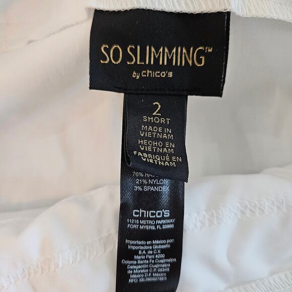 Chico's Peddlepushers,/Capri size 2 short - Picture 2 of 3